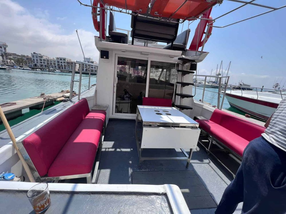 The Agadir boat trip offers a unique opportunity to escape the hustle and bustle of Agadir’s tourist hotspots and witness the daily life of Moroccan fishermen as they go about their work on the water.
