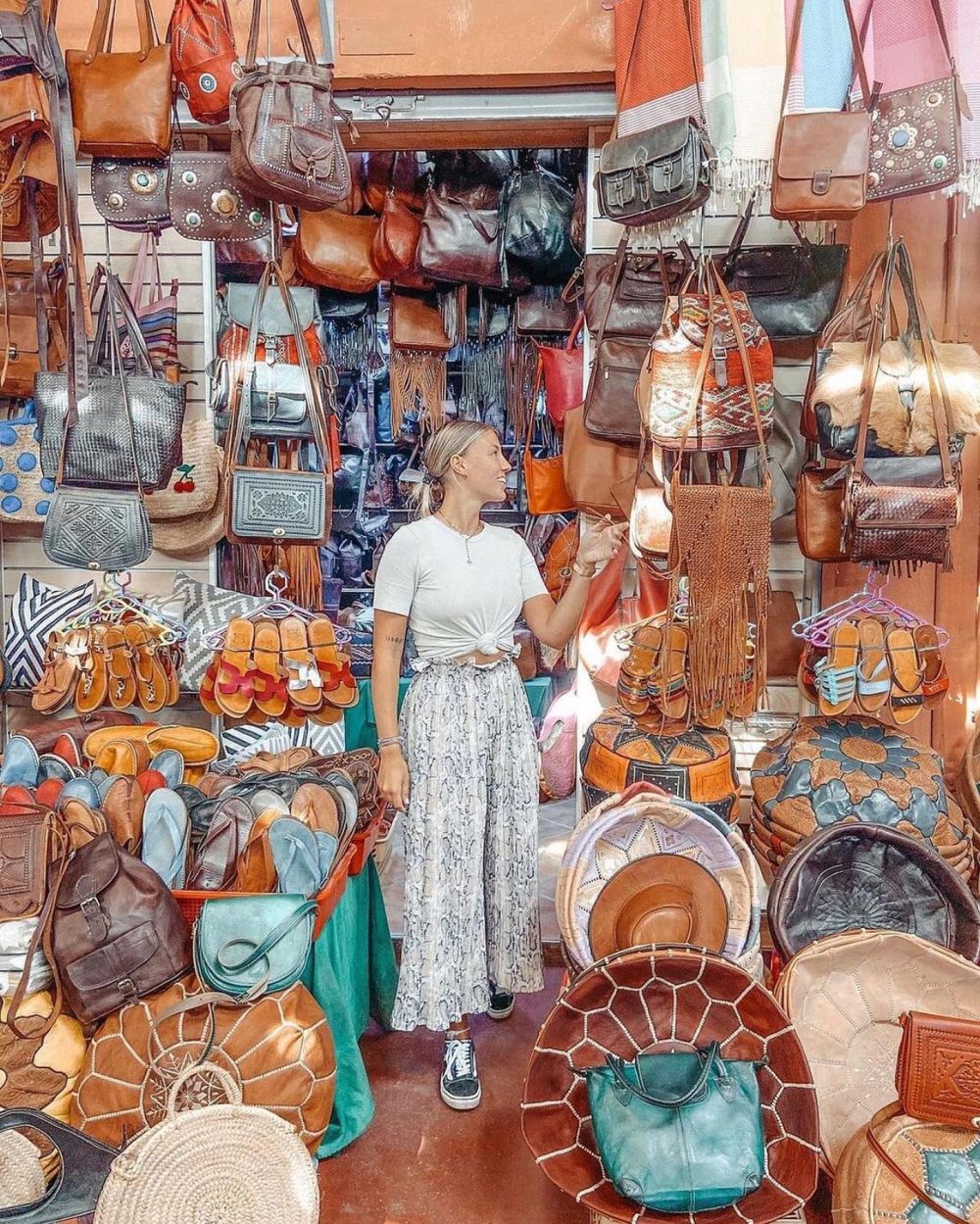 Souk El Hed is a bustling and vibrant marketplace where locals and tourists can explore a wide variety of goods, ranging from spices and traditional textiles to fresh produce and handicrafts.