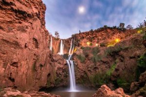 This day trip travels via the foothills of the High Atlas and into the Western Atlas to the Cascades d’Ouzoud. You'll visit a Berber market town and discover a dramatic region of mountains and wild apes.